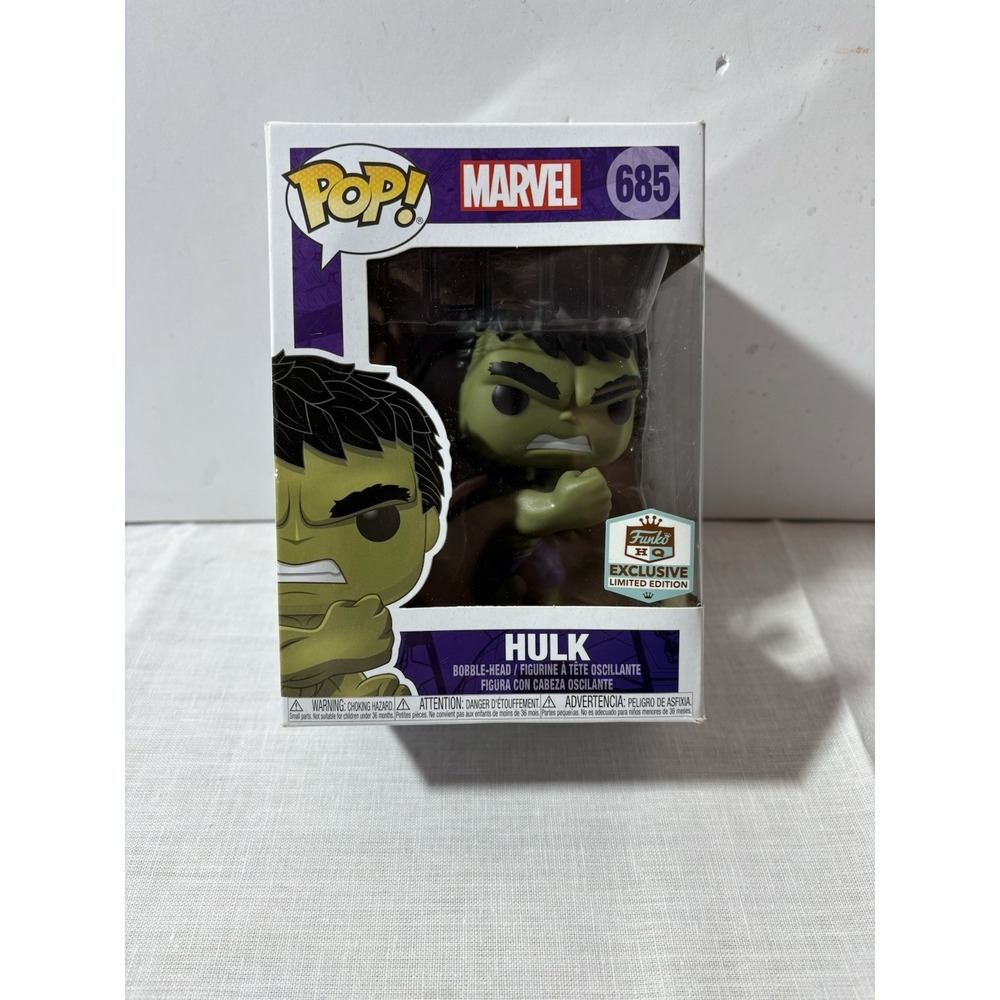 Funko Pop! Vinyl: Marvel - Hulk - Funko Flagship Store (Exclusive) #685